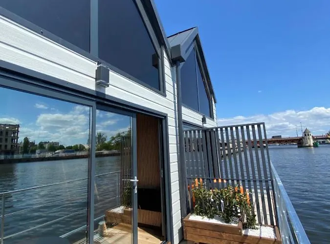 Aparthotel Floating - Odra Dream 3*